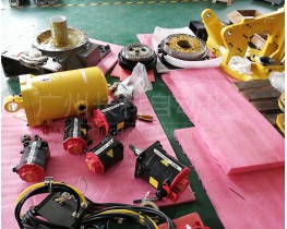發(fā)那科機器人R-2000iC本體拆機件銷售：電機、減速器、平衡缸……